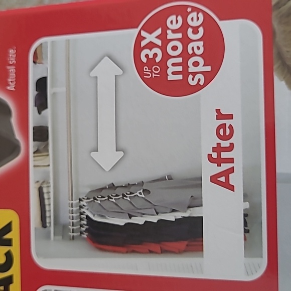 Closet Space Triangles - Picture 5 of 9